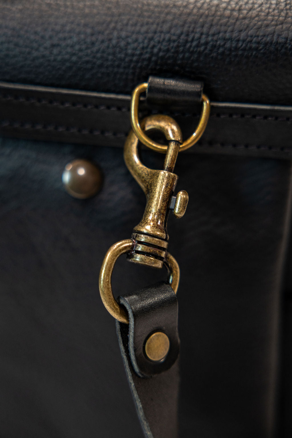 Bleu de Chauffe Postman Bag Eclair M - Black