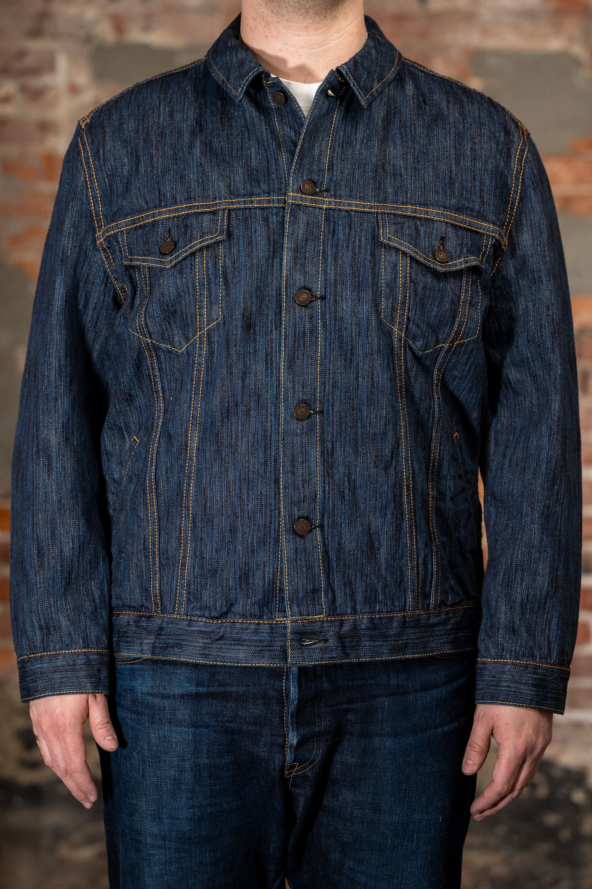 Pure Blue Japan 6226-L 14.5oz Waterfall Denim Type III Jacket - Light Indigo. on model front profile