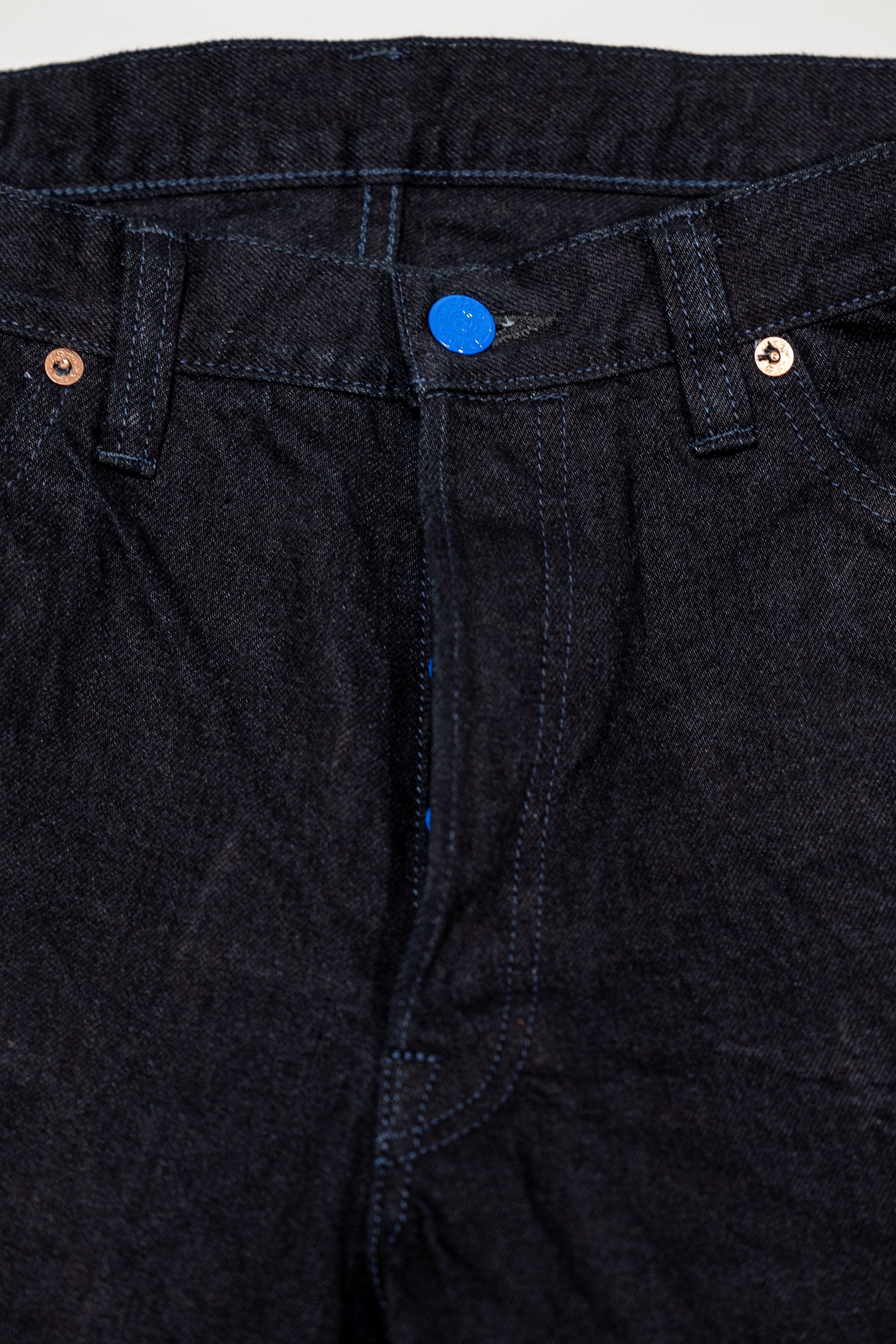 Samurai S0510XX-BOB Aoki Tachikage Regular Straight - 15oz Black-on-Blue Denim - Front View Flat Details