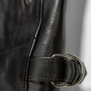 Double Helix Hugging The Curve - Black Teacore Horsehide - Waist adjuster detail