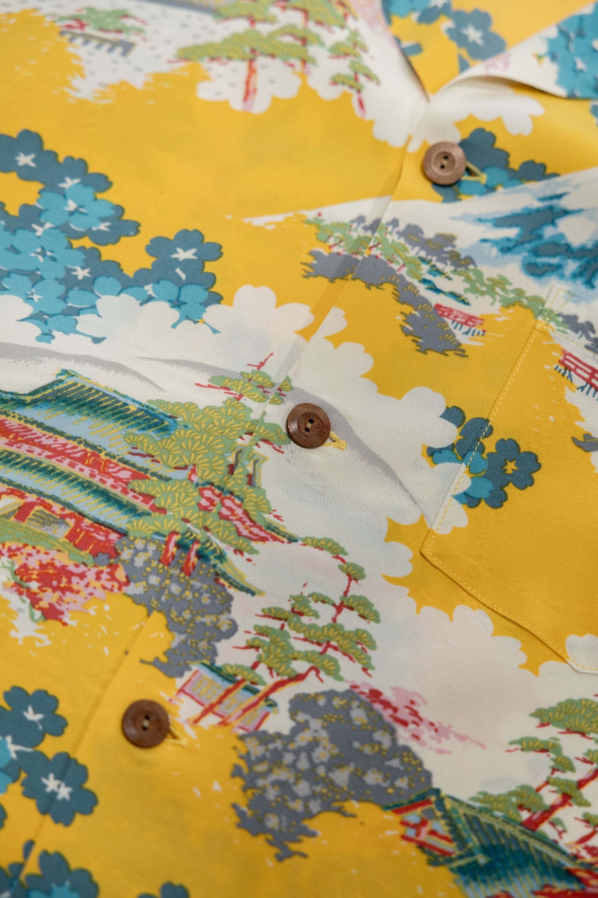 Sun Surf Rayon Hawaiian Shirt “Ancient Capital” - Yellow