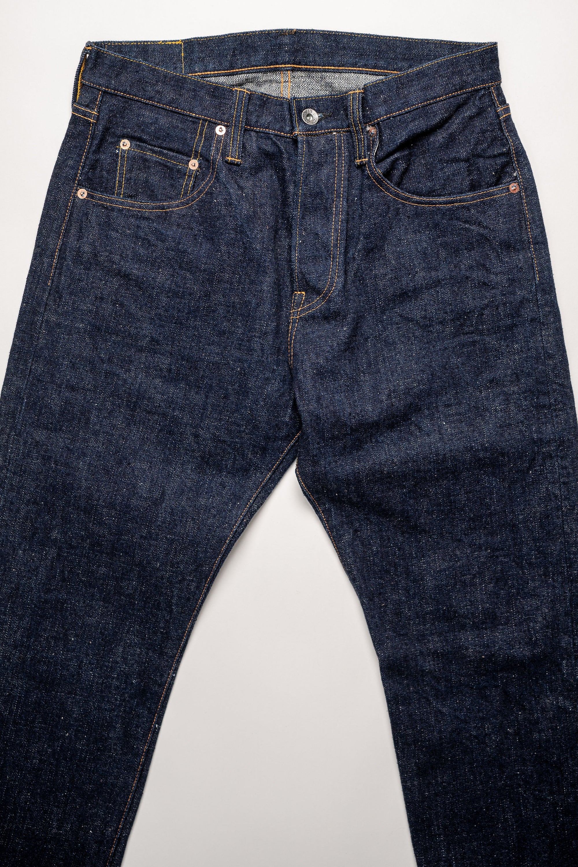Samurai S211AX Ai Benkei - 18oz Natural Indigo Relaxed Tapered Denim - flat lay front