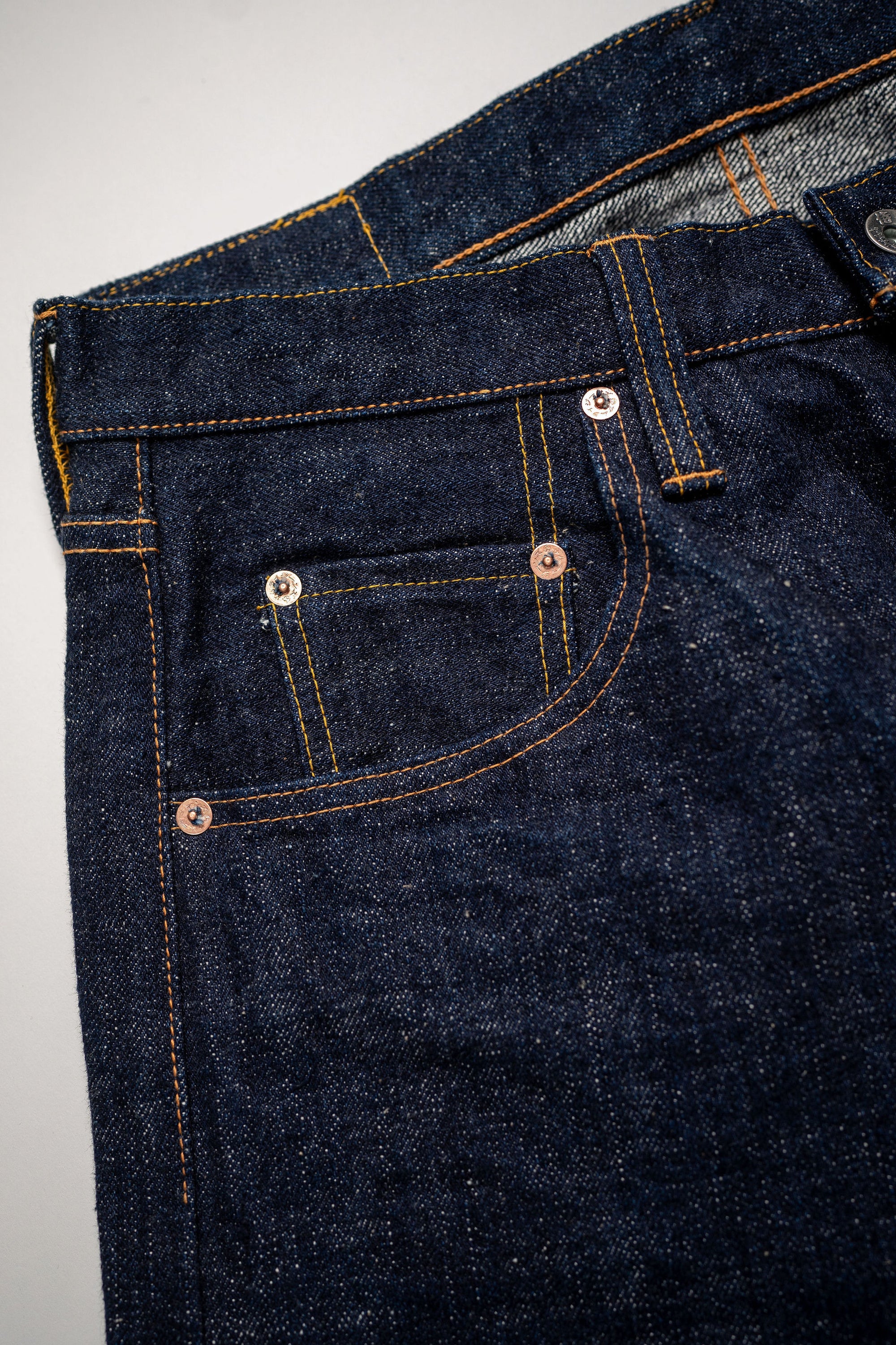 Samurai S211AX Ai Benkei - 18oz Natural Indigo Relaxed Tapered Denim - pocket detail