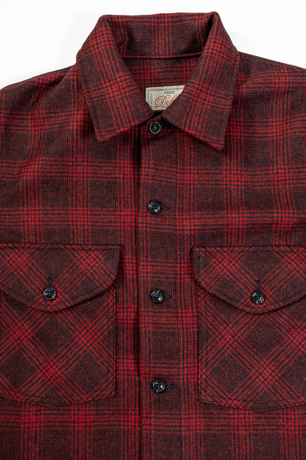 Dehen 1920 Skyline Overshirt - Canyon Plaid Wool. close up of front button detail