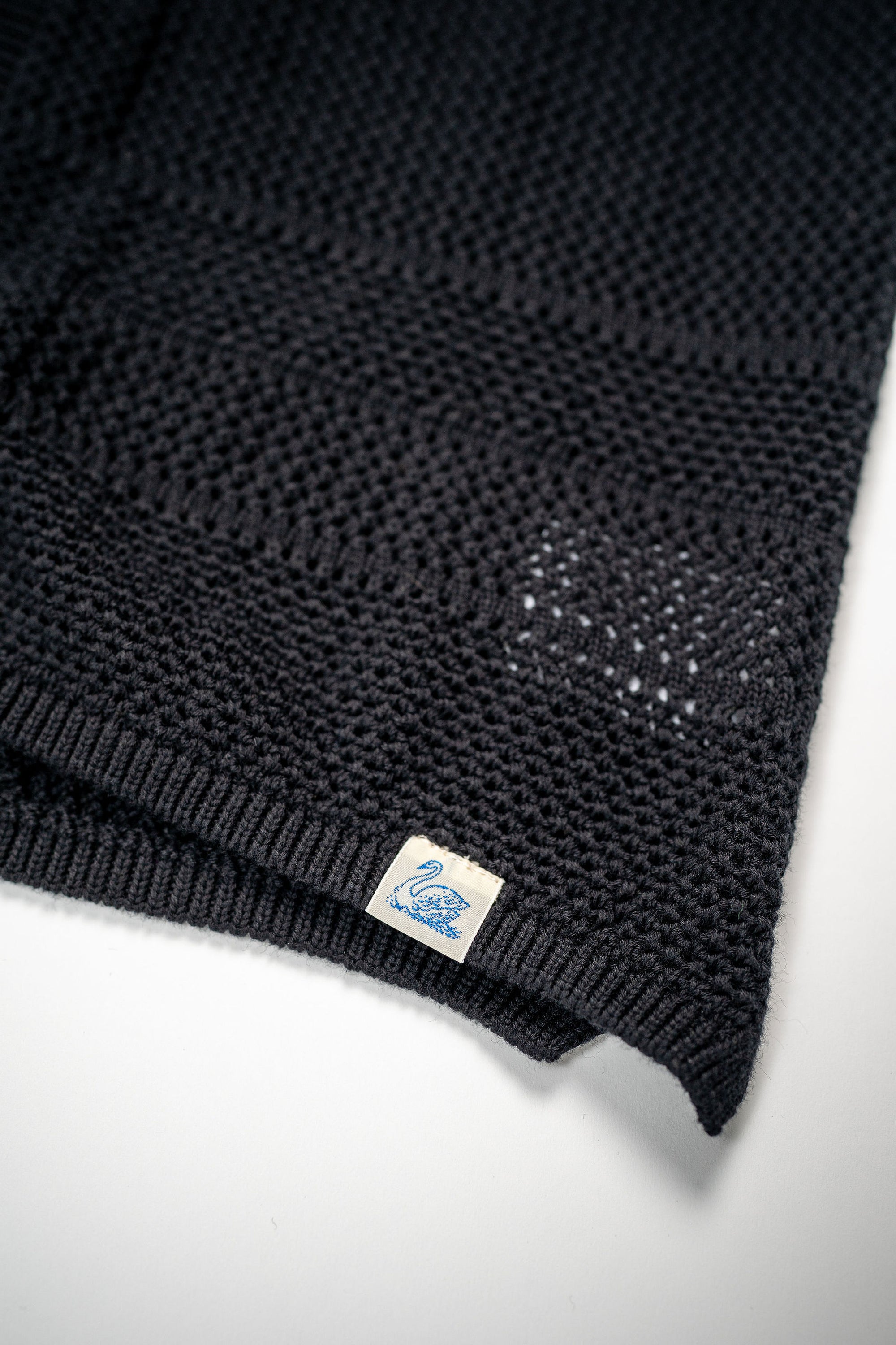 Merz b. Schwanen KNITSHIRT01 Crochet Shirt - Deep Black