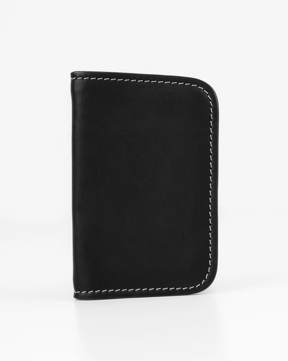 Obbi Good Label Brave Horsehide Mid Wallet - Black - Outside front on white background