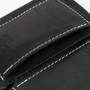 Obbi Good Label Brave Horsehide Mid Wallet - Black - Detail on pocket and card slots