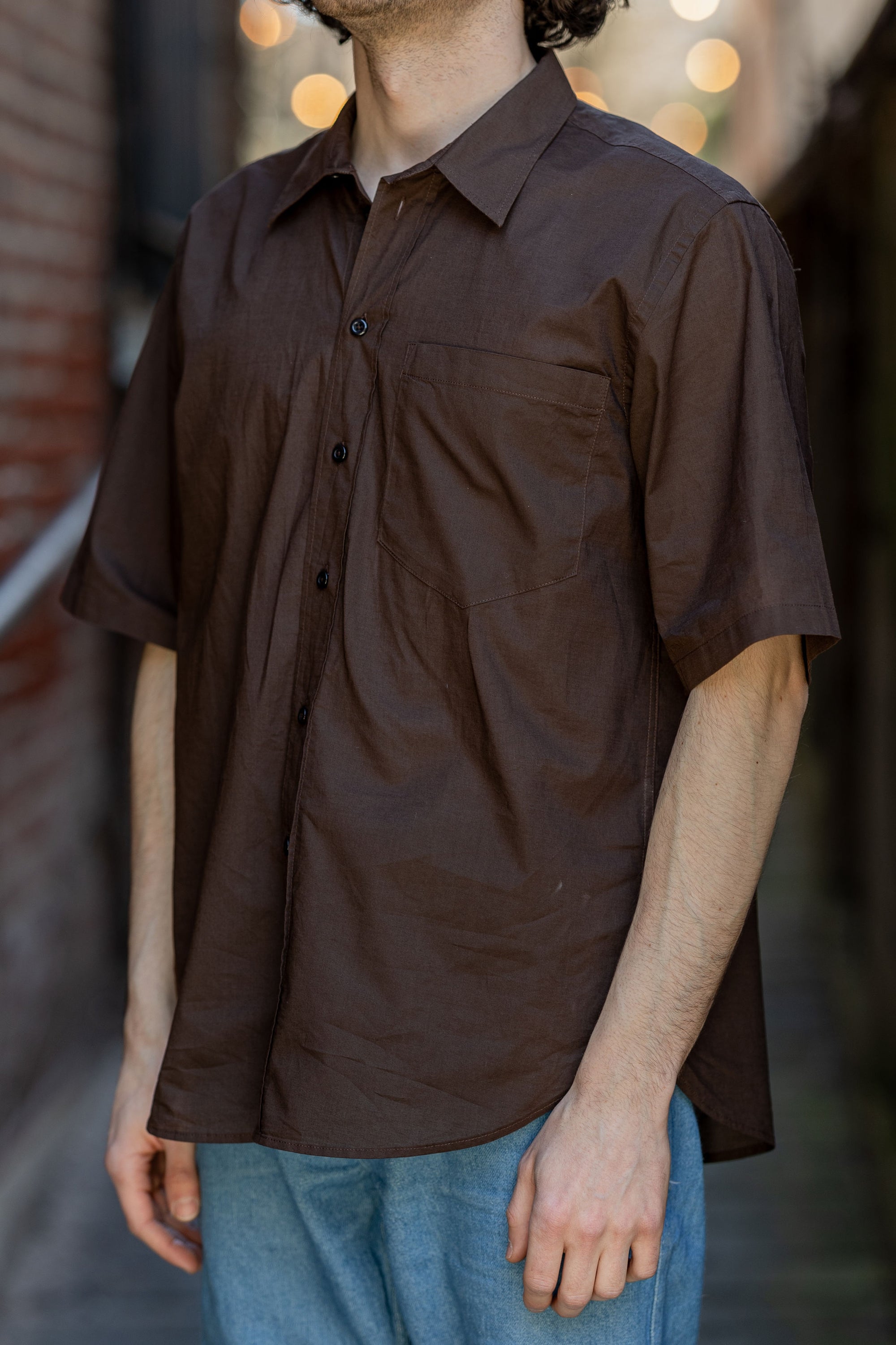 Hansen Garments Reidar Short Sleeve Shirt - Chocolate - model shot - side facing
