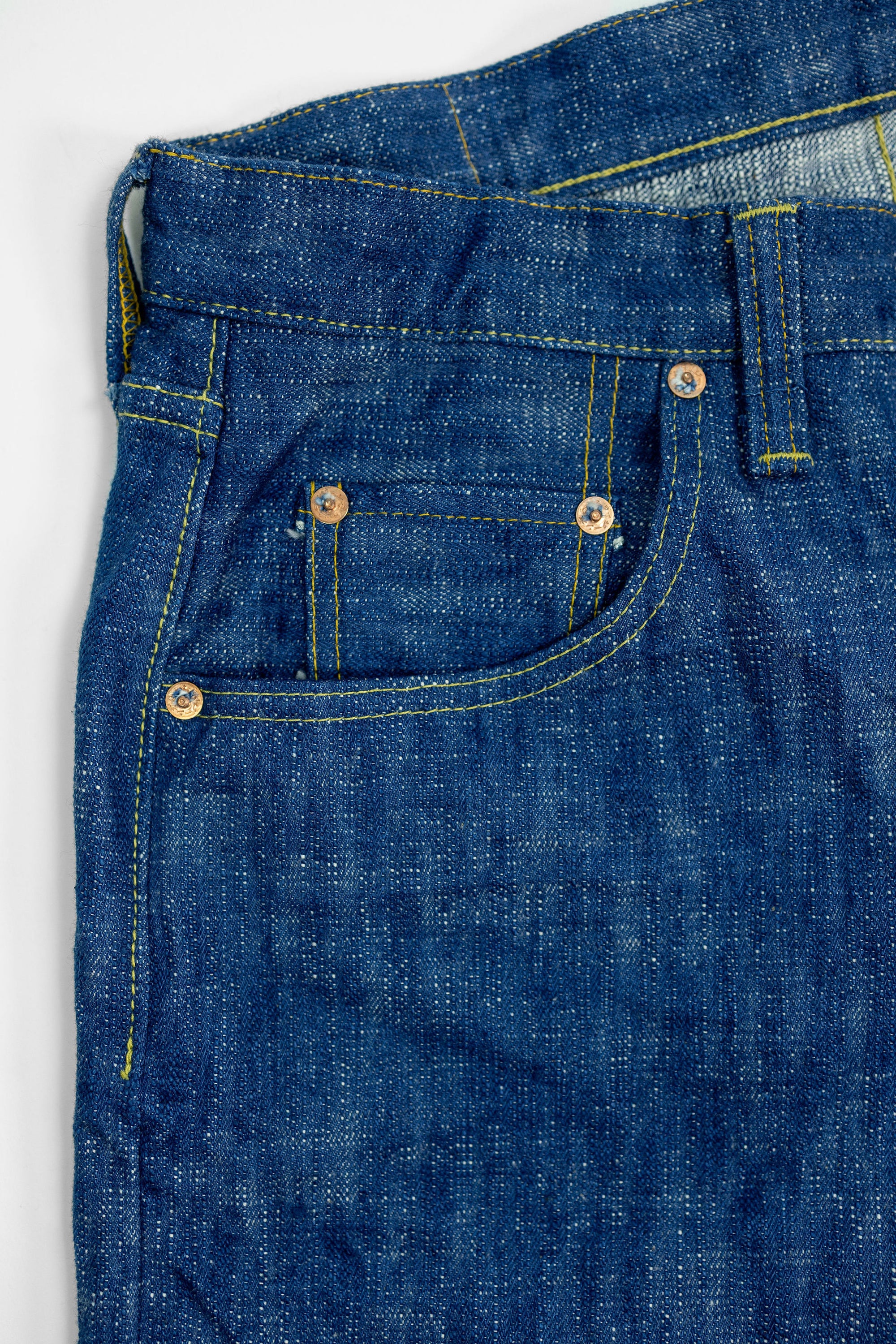 Samurai S211XX17oz-SLB Relax Tapered Jeans - "Murakumo" 17oz Slub - Front Pocket Detail