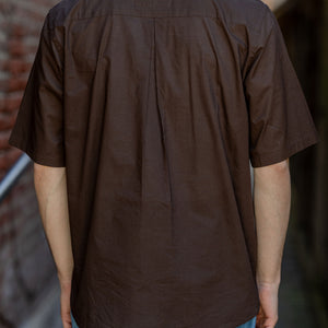 Hansen Garments Reidar Short Sleeve Shirt - Chocolate - model shot - back facing