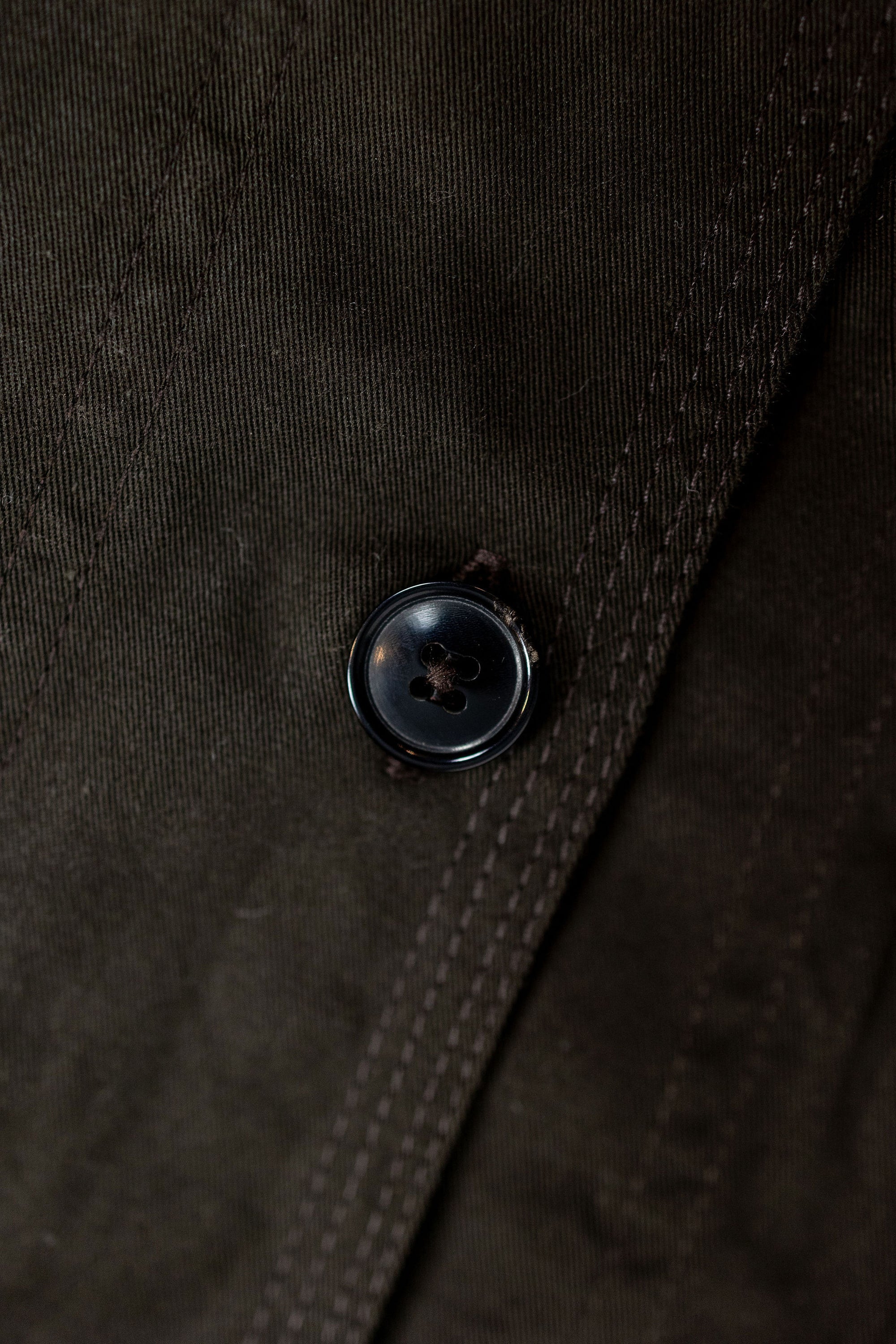 Hansen Garments Steffen Shirt Jacket - Coffee Drill - product shot - front facing - white background - detail shot of button