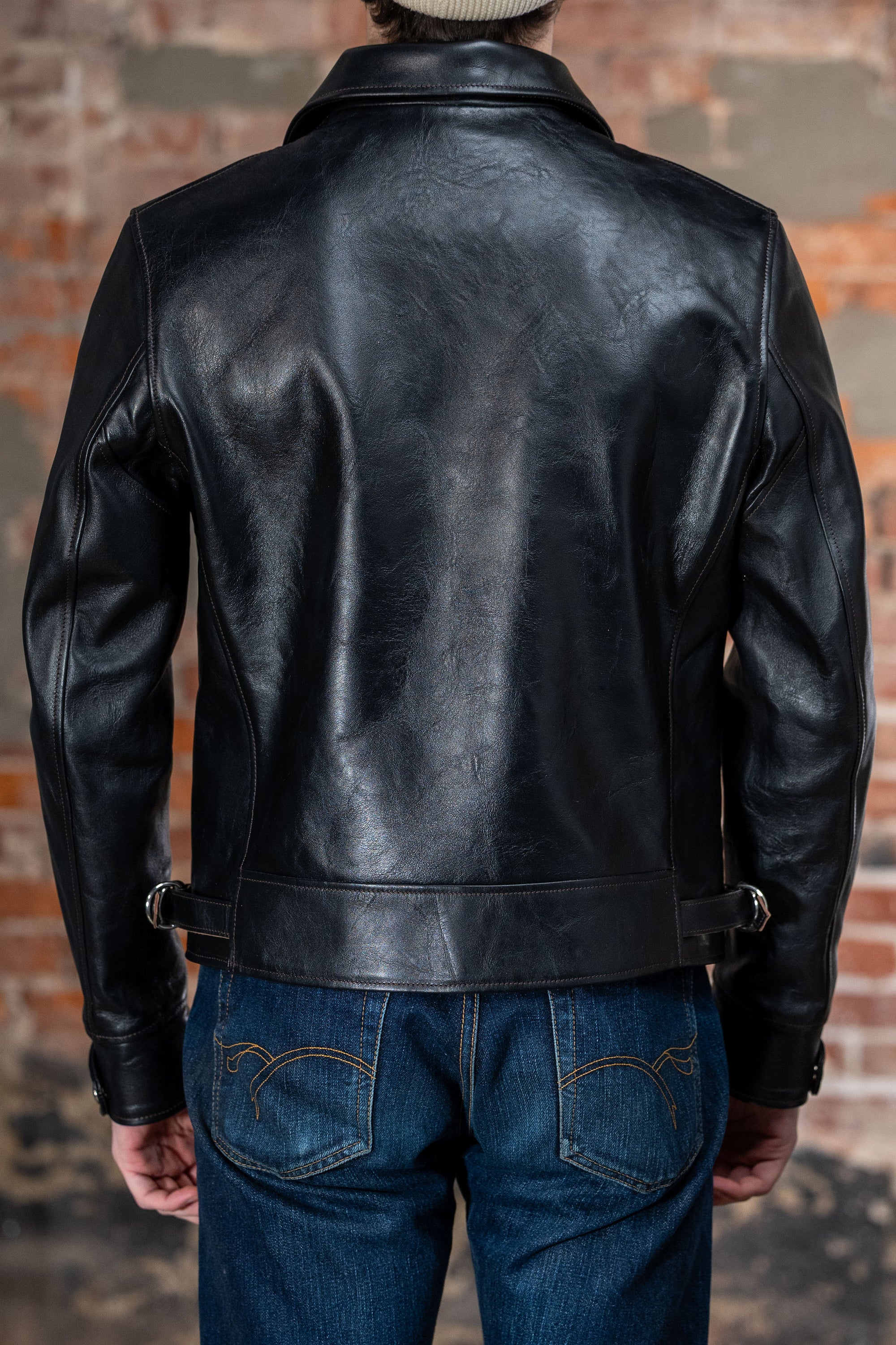 Double Helix Hugging The Curve - Black Teacore Horsehide - Model Back