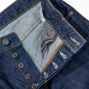Freenote Cloth Belford - 14oz 50's Denim Rinsed. close up shot of open button fly details