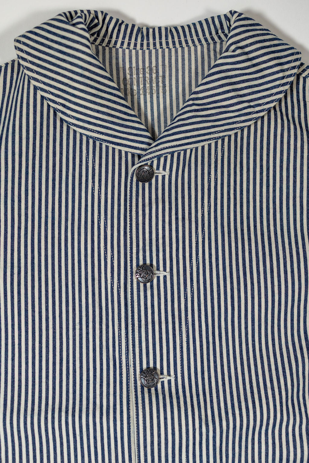 Buzz Rickson's BR15303 US Navy WWⅡ striped Utility Hickory Jacket - laying flat, front view close-up