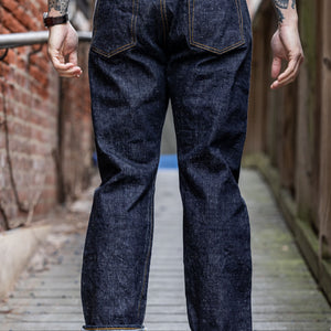 Samurai S3100VX 'Zero' WWII model wide straight jeans- model back