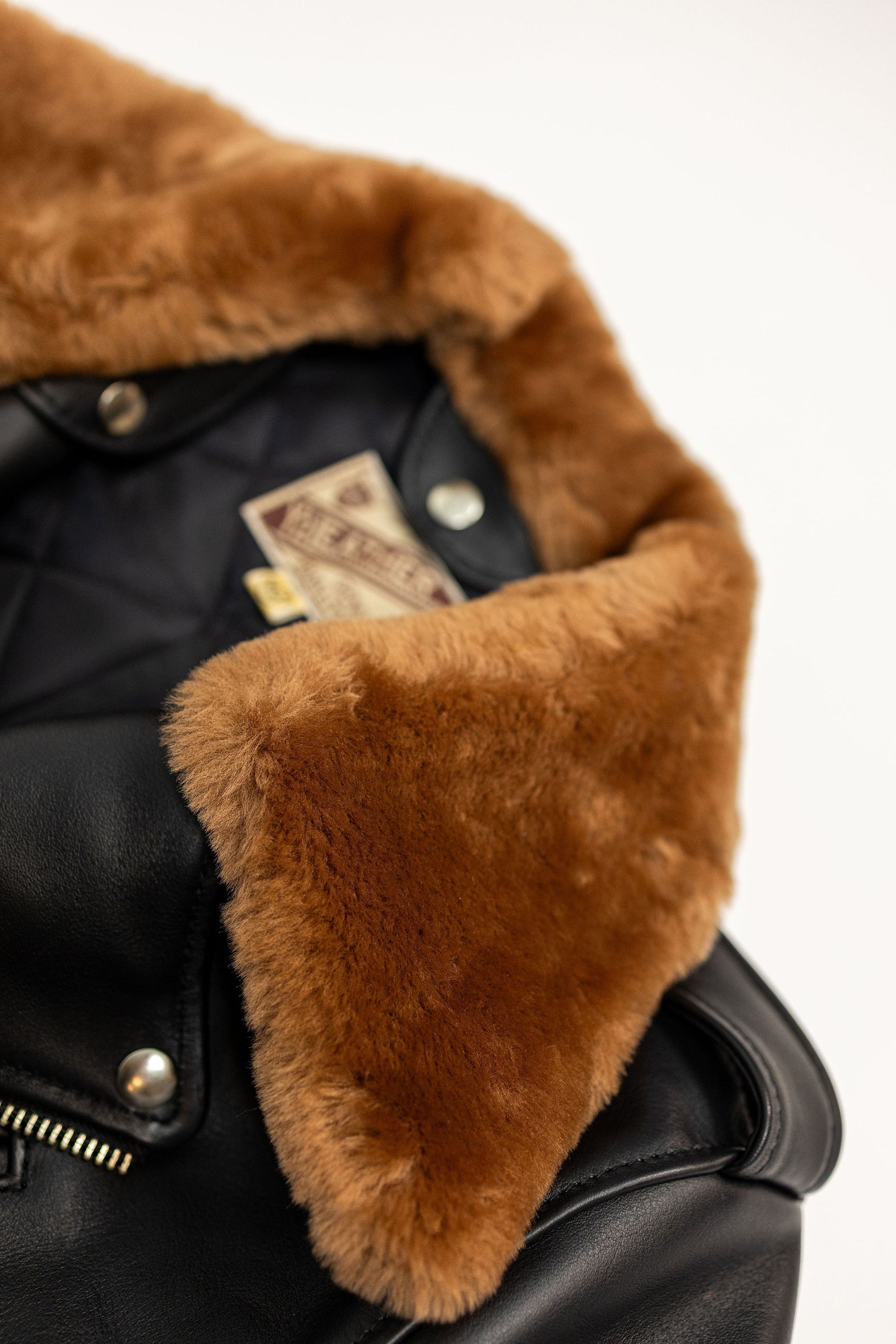 Y'2 Sumi Dyed Leather Jacket- detail of shearling collar