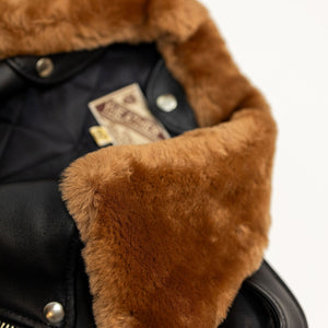 Y'2 Sumi Dyed Leather Jacket- detail of shearling collar