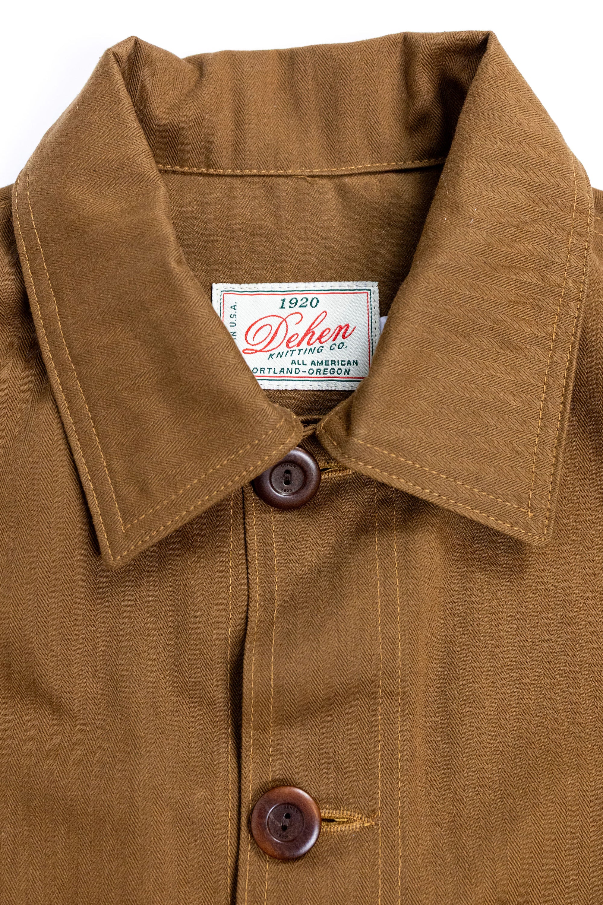 Dehen 1920 Chore Coat - Nicotine. close up of collar detail