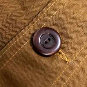 Dehen 1920 Chore Coat - Nicotine. close up of button detail