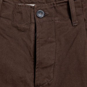 Hansen Garments Bobby Wide Pleated Trousers - Chestnut - product shot - front facing - white background - close up detail of button and fly