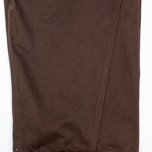Hansen Garments Bobby Wide Pleated Trousers - Chestnut - product shot - white background - detail of pants leg