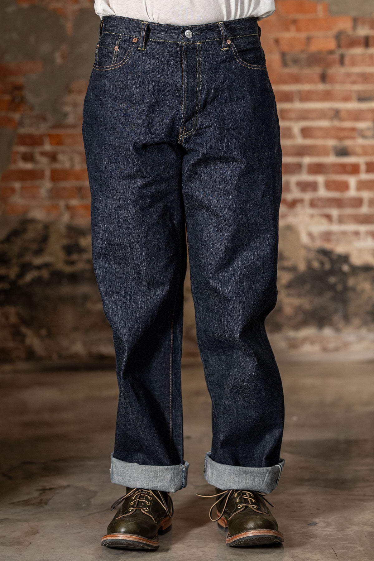 TCB Jeans Baggy 50's Jeans - 13.5oz Denim One Wash. on model front profile