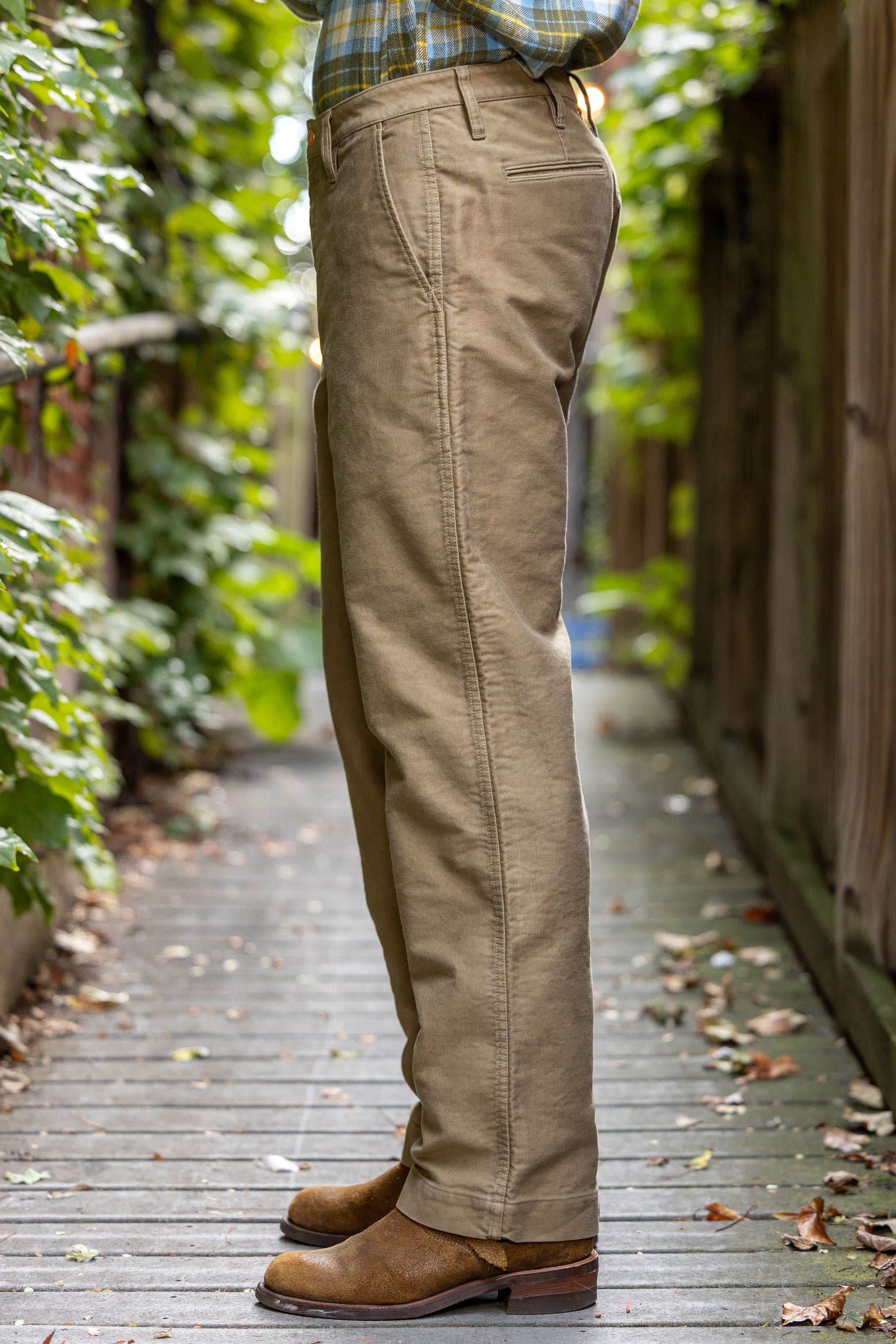 Wythe Deck Pant - Faded Olive - Side View on Model