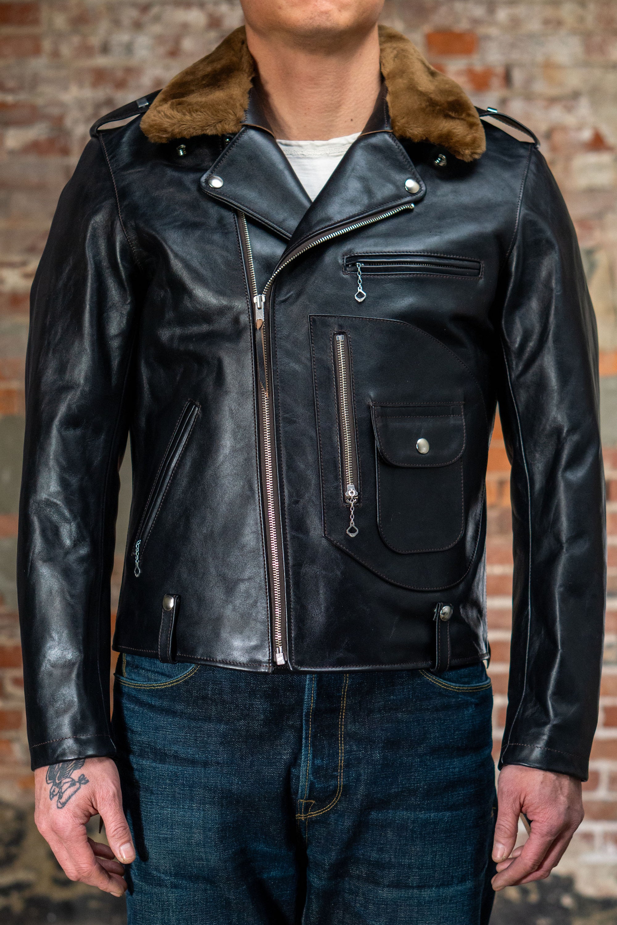 Double Helix - Innovator with Fur Collar Black Teacore Horsehide - Model Front
