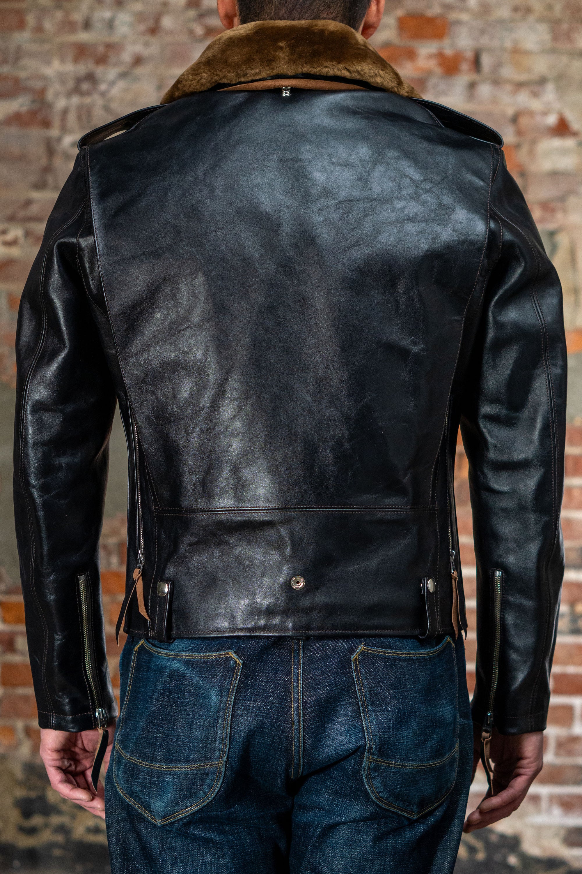 Double Helix - Innovator with Fur Collar Black Teacore Horsehide - Model Back