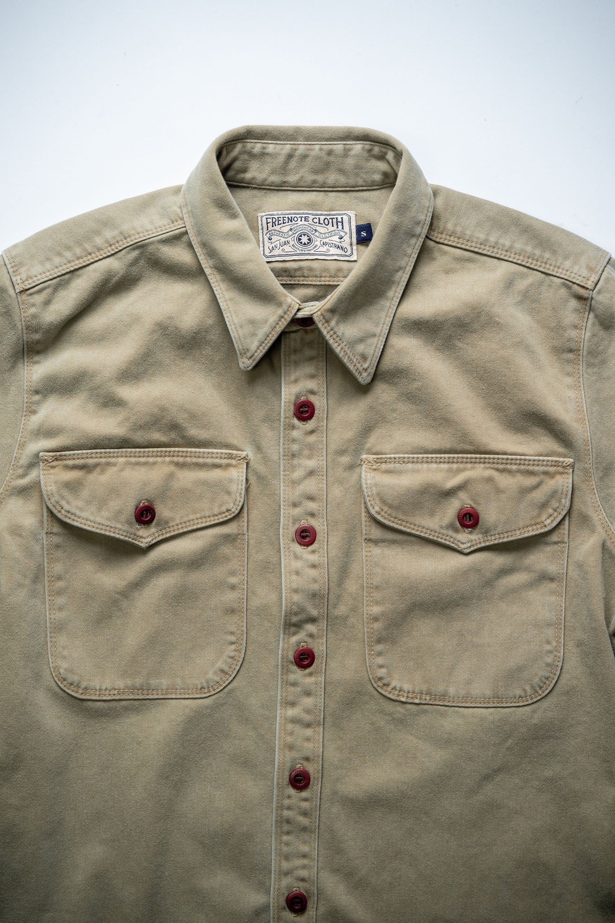 Freenote Cloth Utility - Khaki Red Buttons