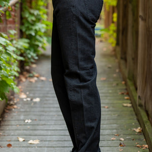Pure Blue Japan XX-003-BK Regular Straight - 14oz Double Black (Washed). on model side profile