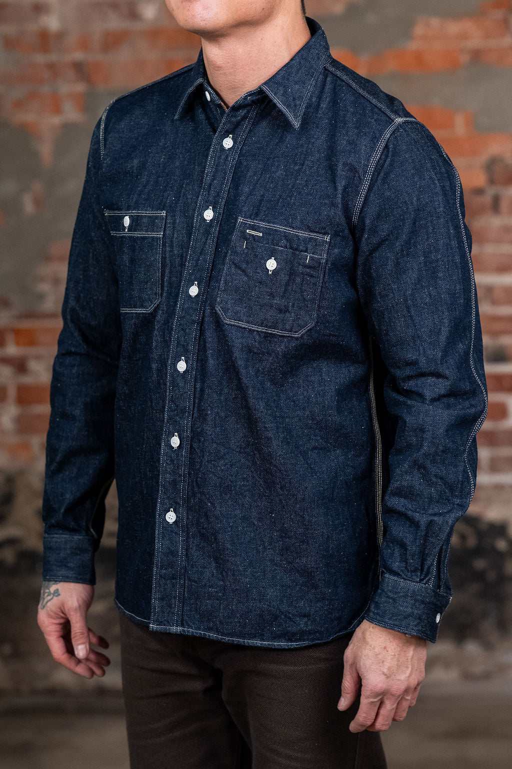 Samurai SJWS-SC02 Samurai Cotton Denim Work Shirt - Model Three Quarters