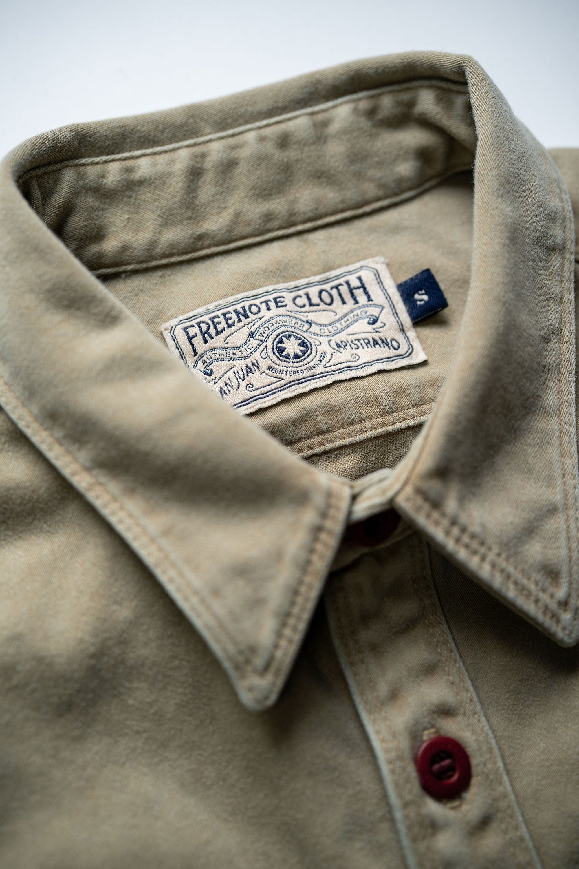 Freenote Cloth Utility - Khaki Red Buttons