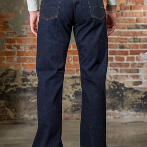 Indigofera Kirk No.9 14oz - Indigo - model back