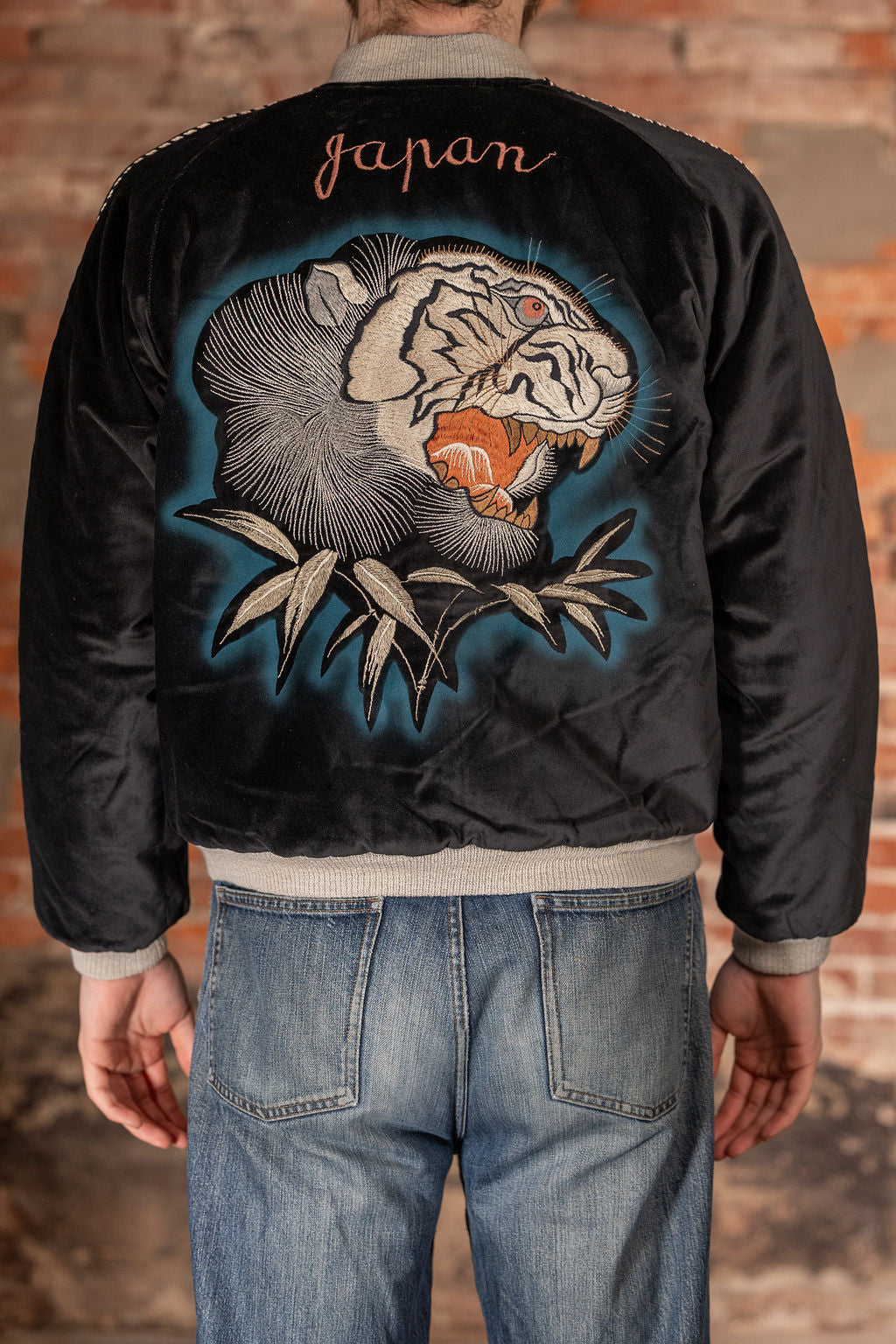 Tailor Toyo TT15809-119  Mid 1950s Style Quilted Souvenir Jacket “Stencil Paint” 60th Anniversary Special Edition - “Tiger Head” × “Eagle”