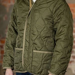 Buzz Rickson's BR15754 Type M-65 Liner in Olive - On model, facing side