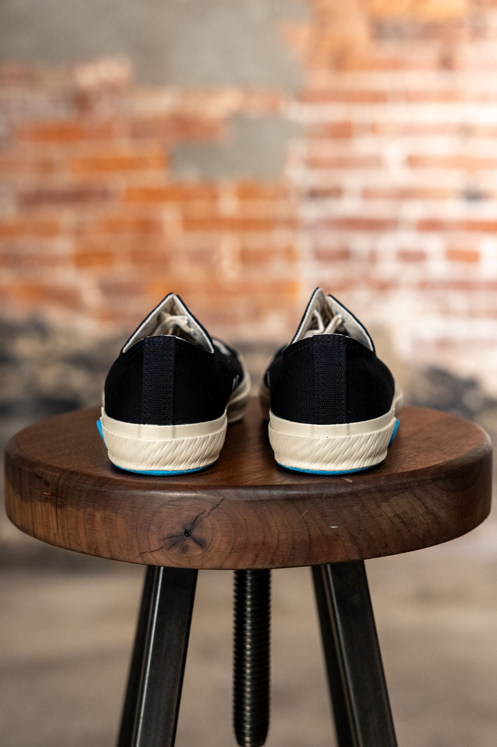 Shoes Like Pottery SLP01 JP Low Top Sneaker - Black