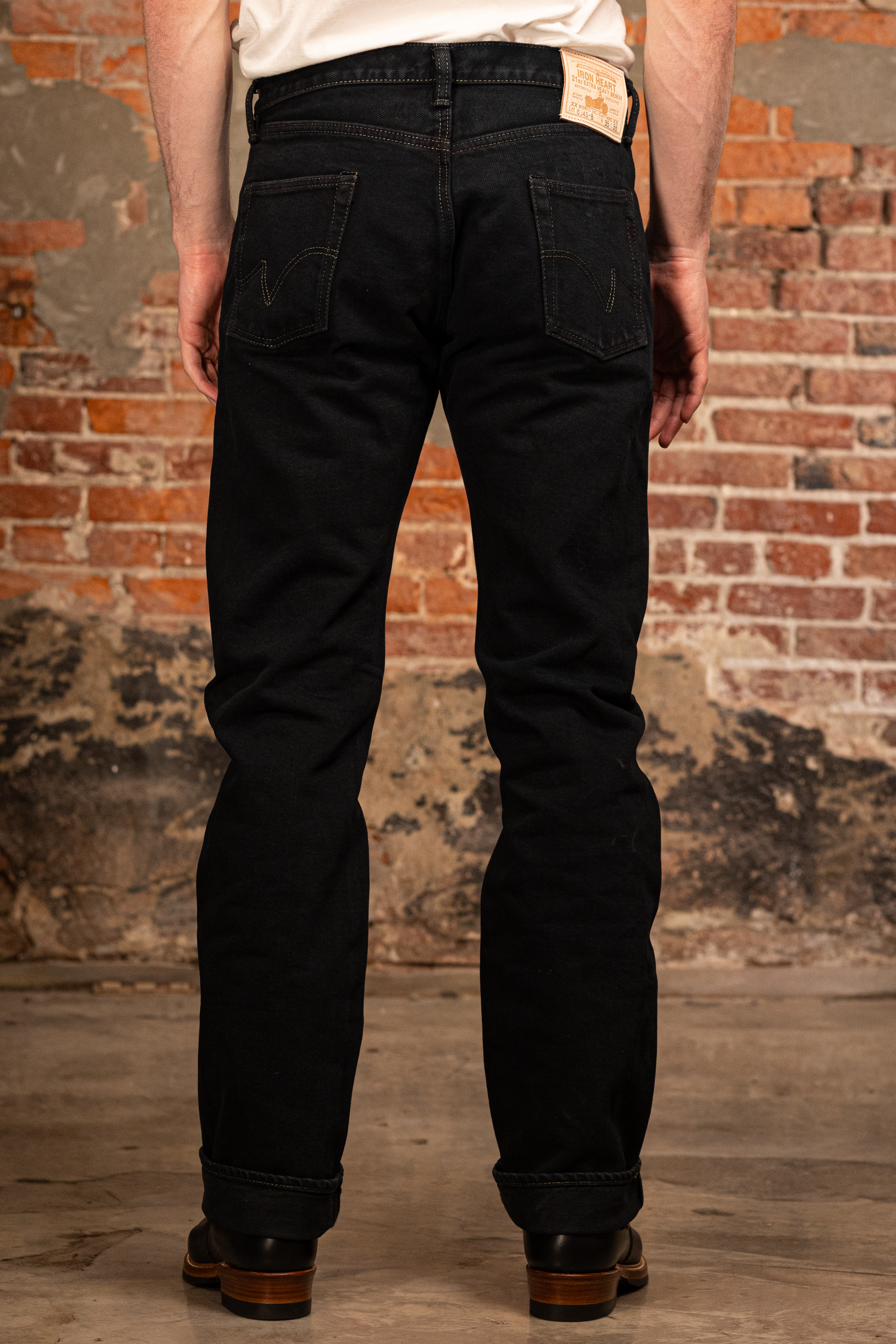 Iron Heart IH-634S-B 21oz Selvedge Denim Straight Cut Jeans - Indigo Overdyed Black