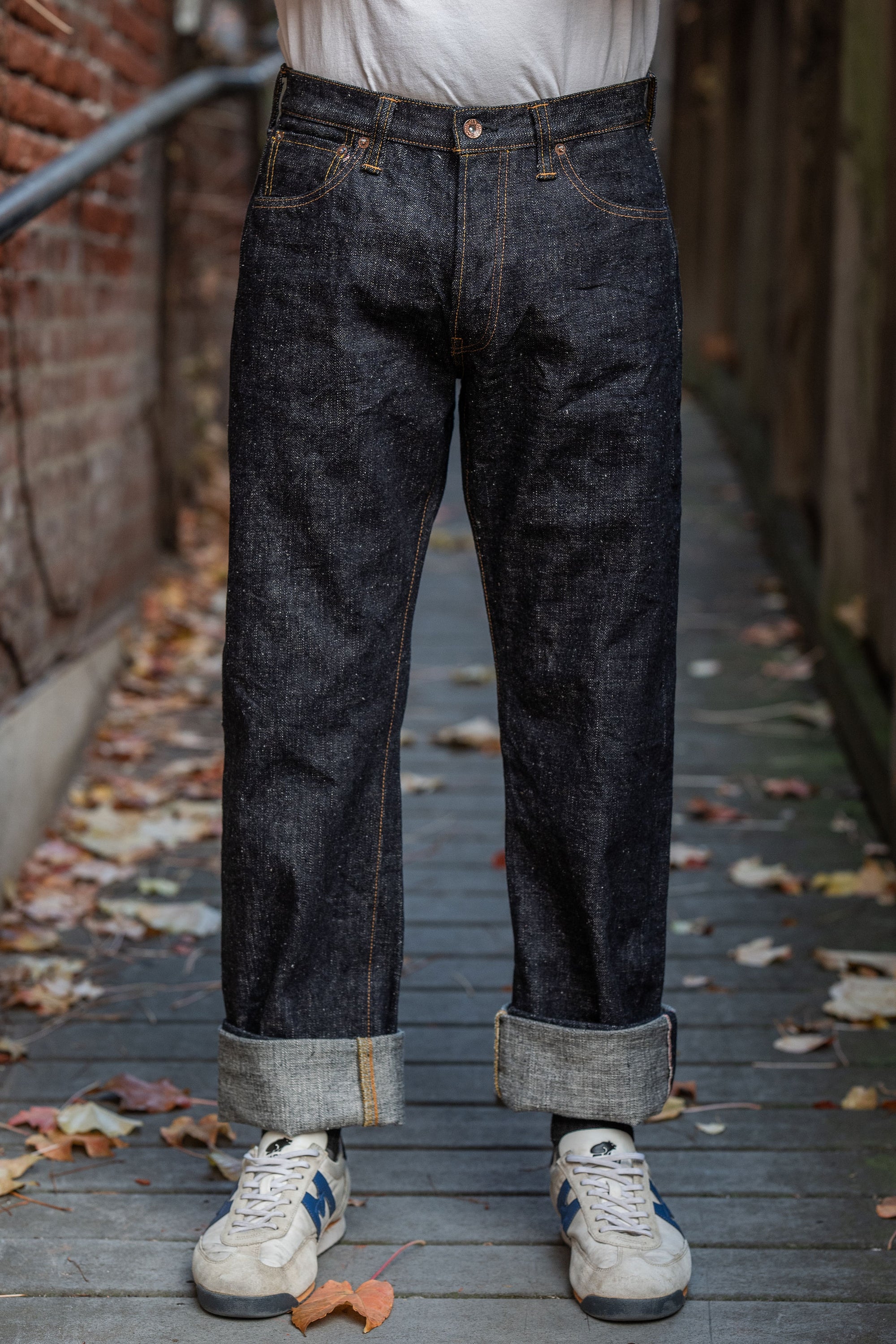 Samurai S5100VX "Zero" Straight Fit - 17oz Bushido Denim - model front