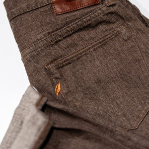 Pure Blue Japan BR-14oz-003 Regular Straight - 14oz Brown x White. close up of back pocket detail
