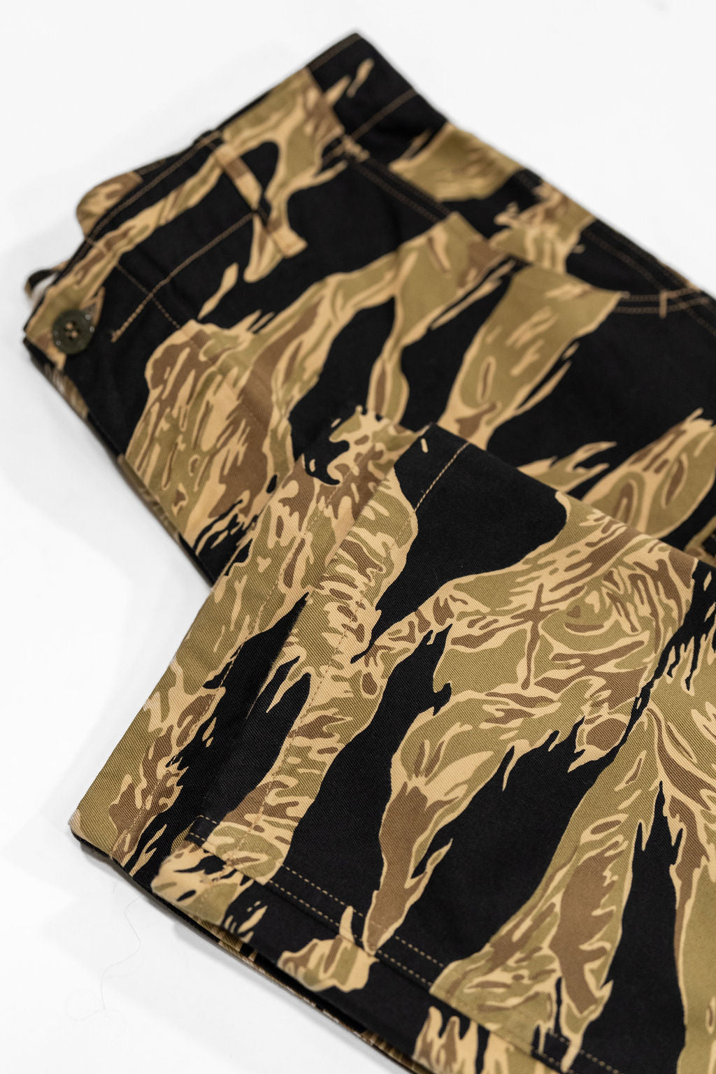 Buzz Rickson's BR42502 Buzz Rickson's Gold Tiger Stripe Trousers Short Length - Black