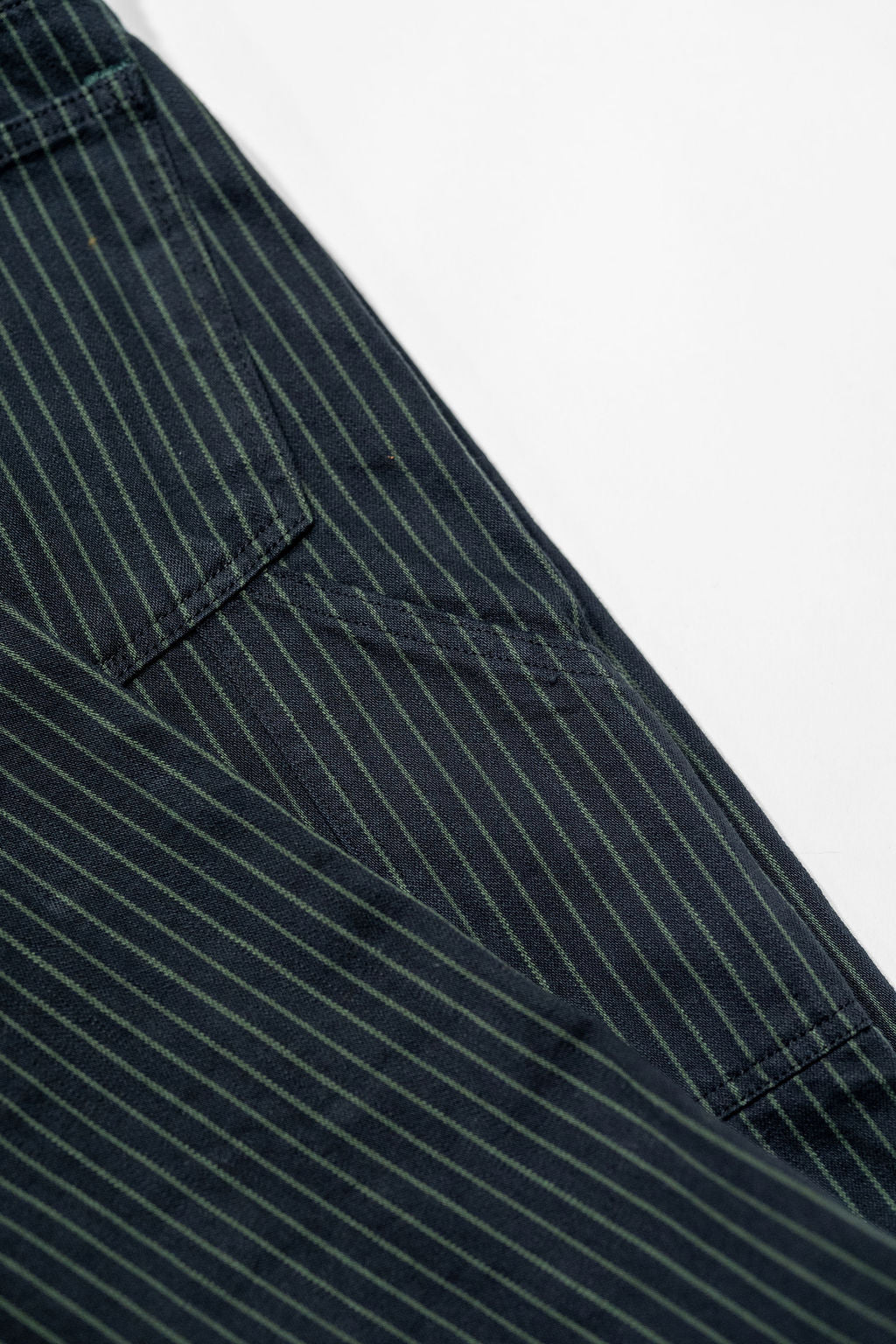 Indigofera Wendell - Viridescent Stripe
