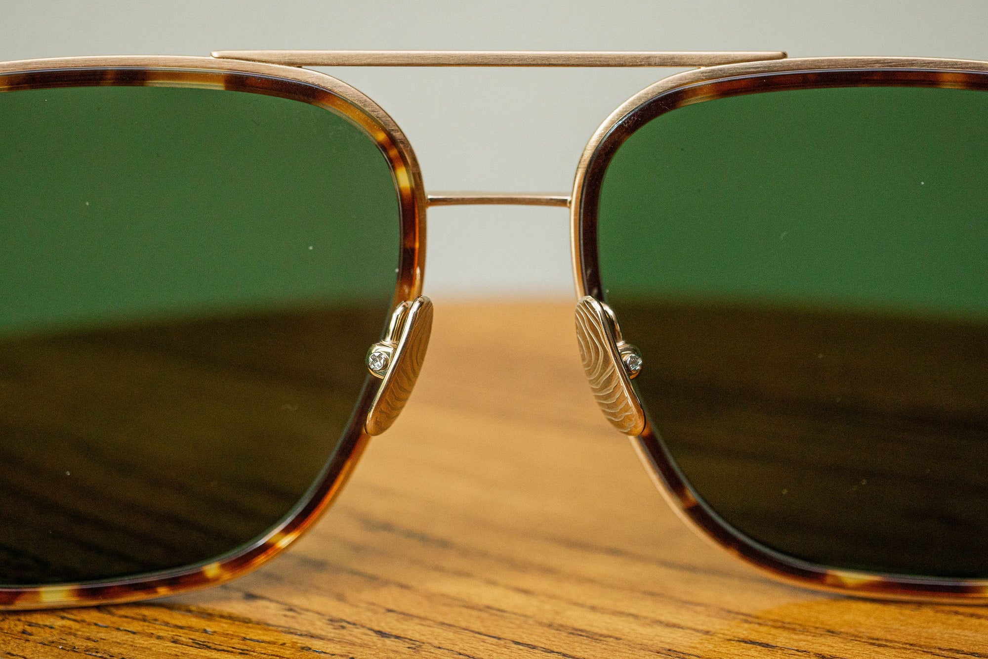 Salt Optics Colorado 58 - Brushed Gold/Antique Leaves