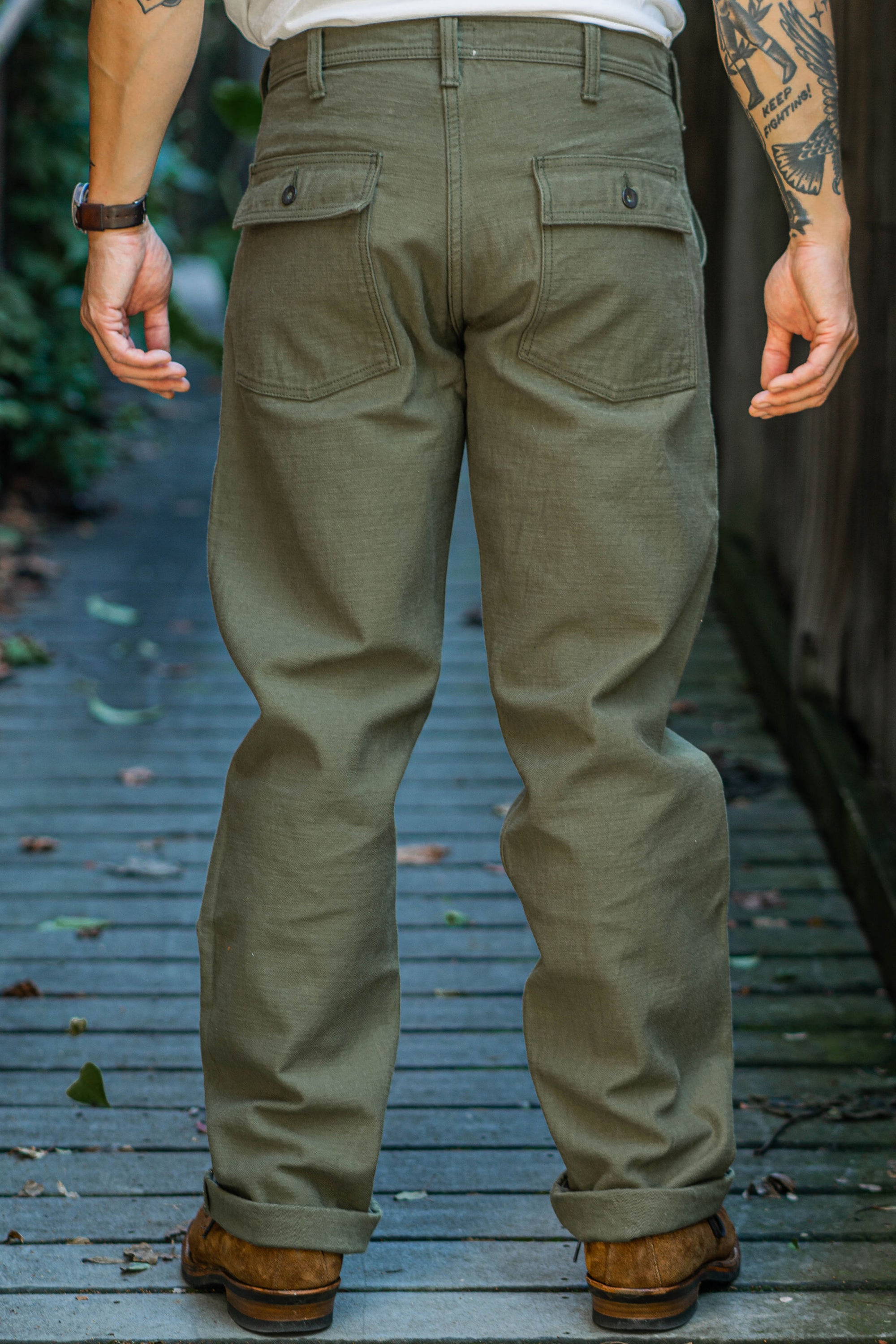Samurai SJ52BP - 15oz Heavy Baker Pants - model back