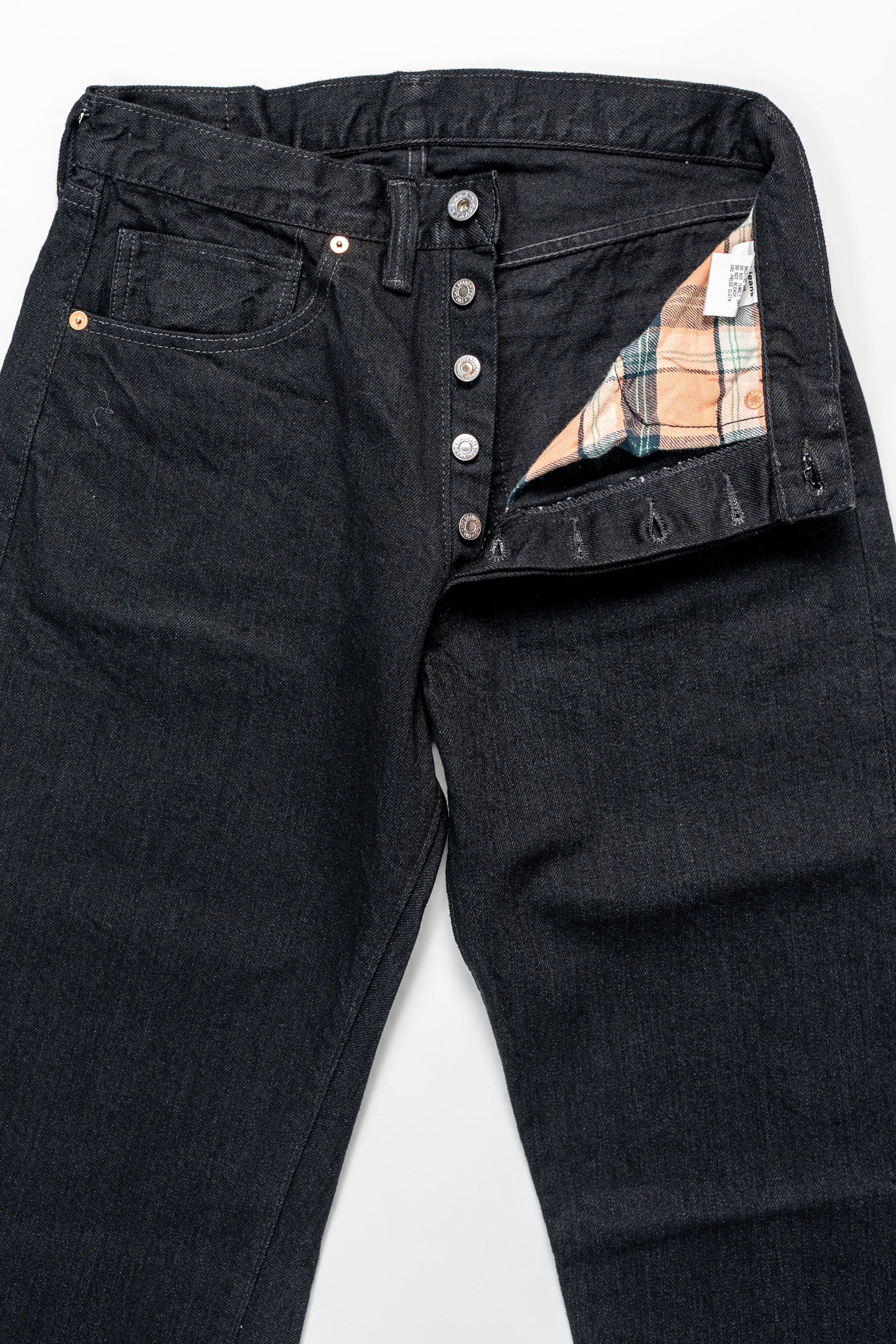 TCB Jeans Late S40's Jeans BK - 14oz Black Denim One Wash. close up with front button undone
