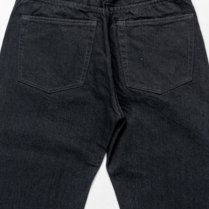 TCB Jeans Late S40's Jeans BK - 14oz Black Denim One Wash. laid on front