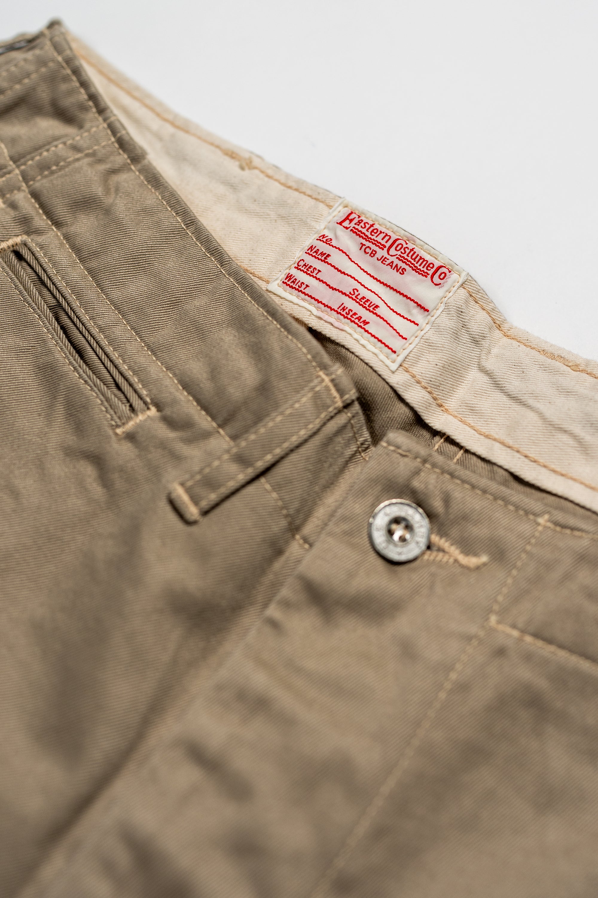 TCB Jeans Stay Gold Chino - 41 Khaki. close up of inside tag