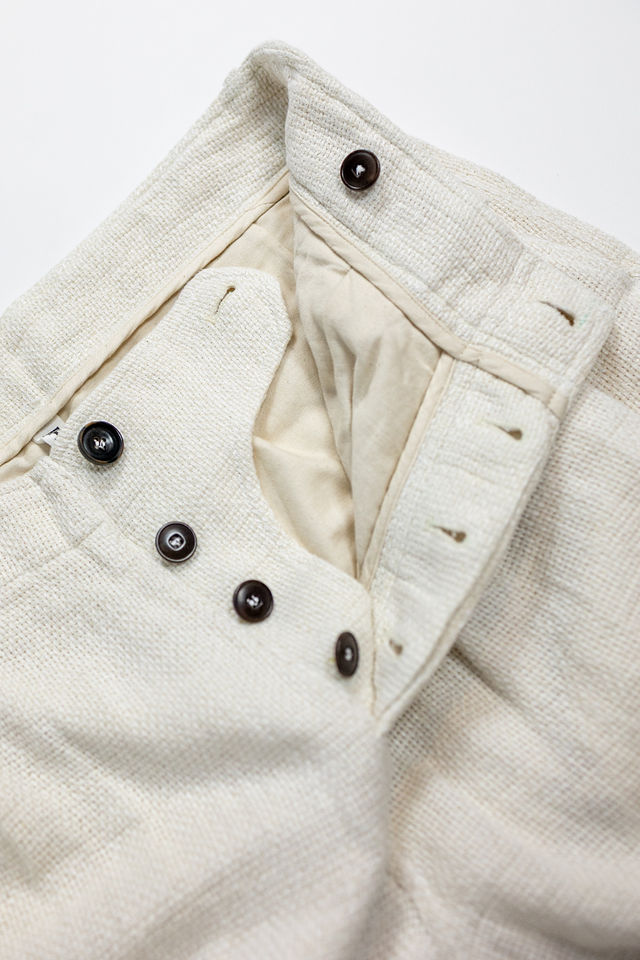 Hansen Garments Bobby Wide Pleated Trousers - Off White Gauze - product shot - close up - detail of buttons - pants open - white background