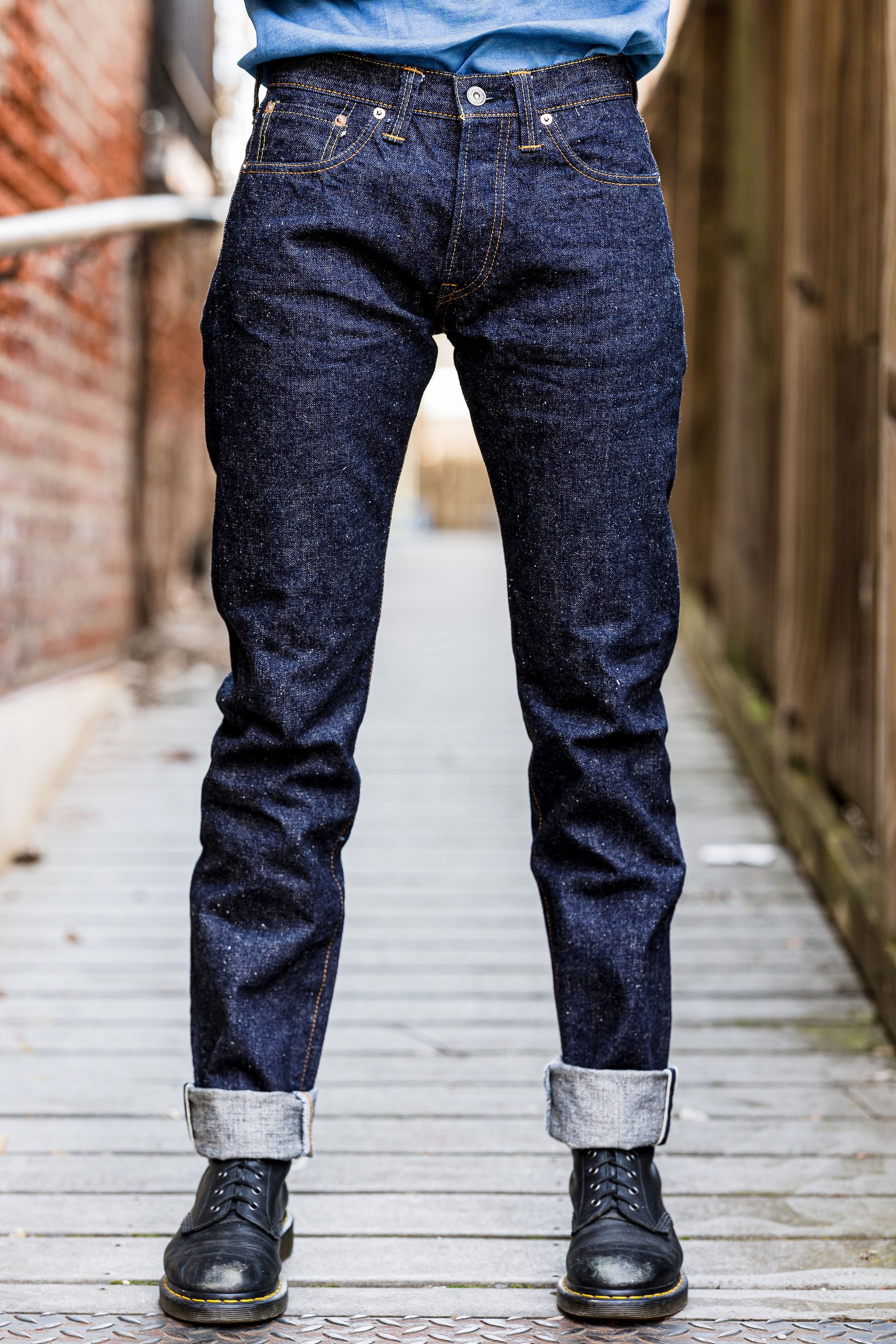 Samurai S0511XXII 15oz Otokogi Selvedge Slim Tapered - model front