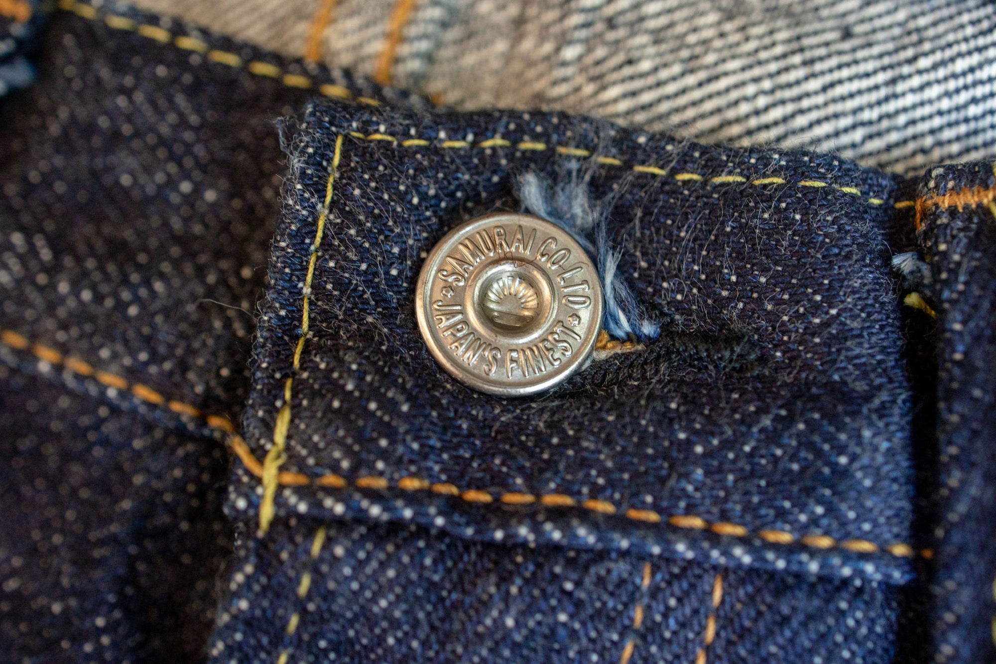 Samurai S510XX21ozII 21oz Cho-Kiwami Selvedge Regular Straight - top button detail